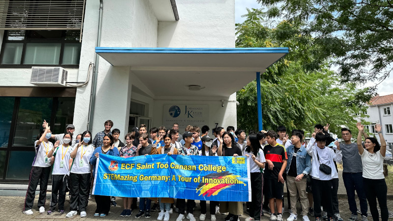 Internationale Schülerinnen und Schüler aus Hong Kong besuchen unsere Schule